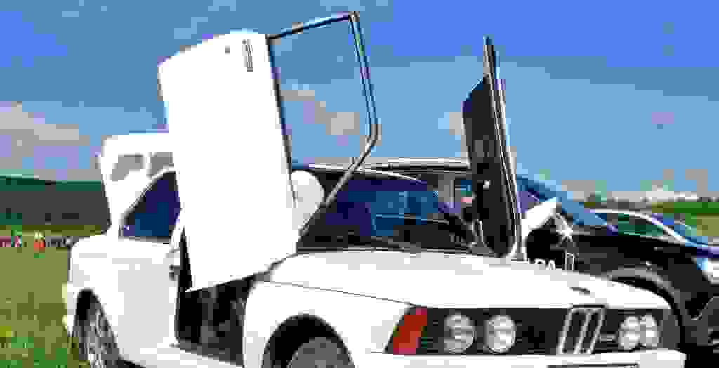 scissor door car modification