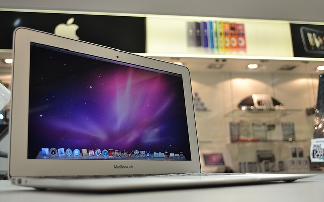 student discount macbook air