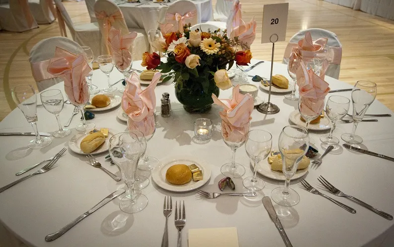 renting table linens