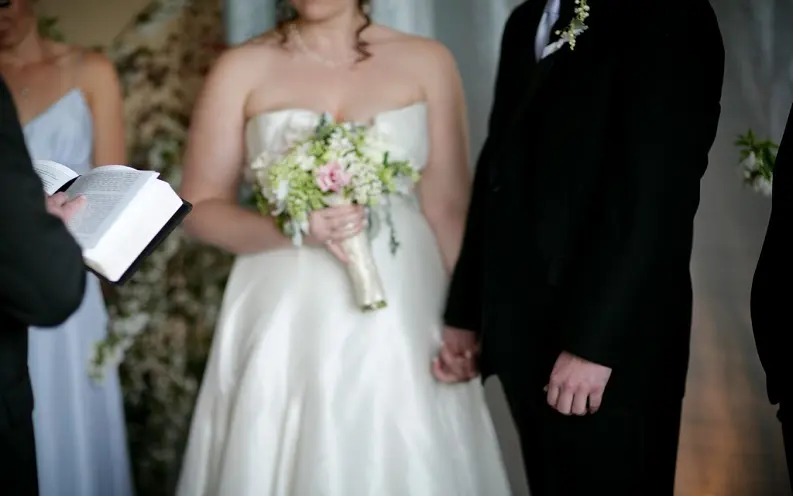 wedding dress rental