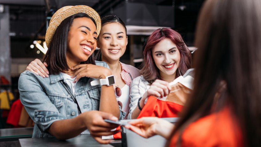 young people spending money on clothes