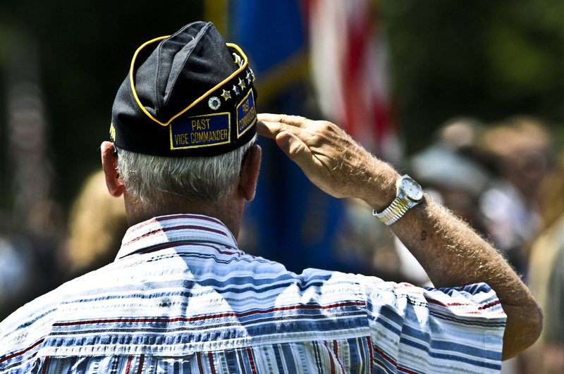 veterans-day-2014-list-of-banks-open-and-closed-gobankingrates