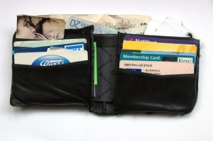 What Suze Orman and Other Women Finance Experts Carry in Their Wallets ...