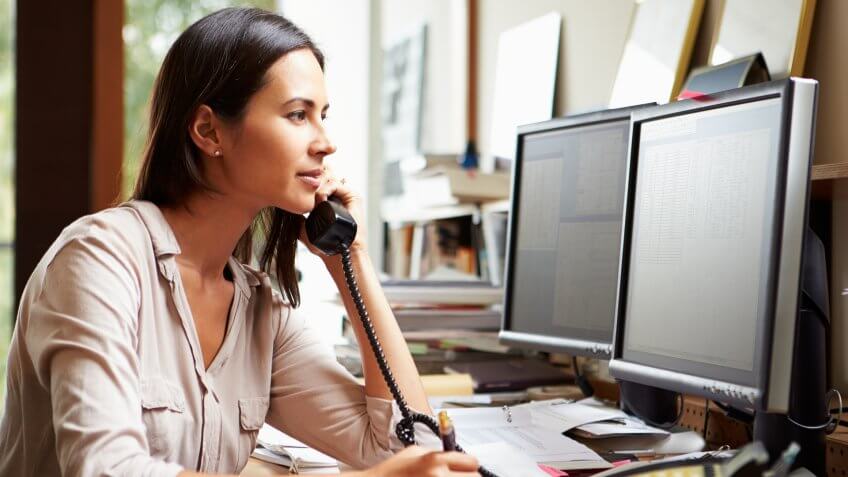 woman-phone-calling