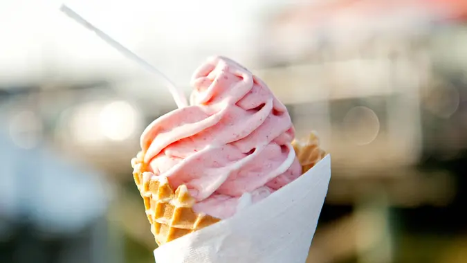 frozen yogurt in waffle cone