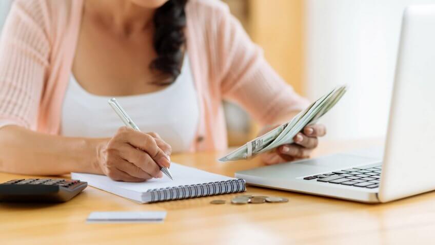 woman creating a budget