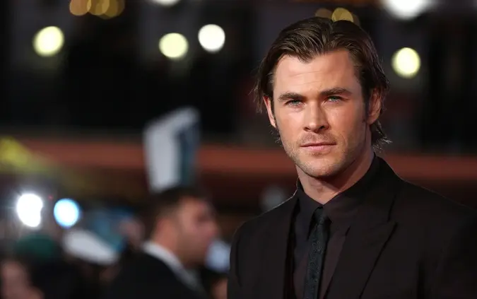 chris hemsworth net worth