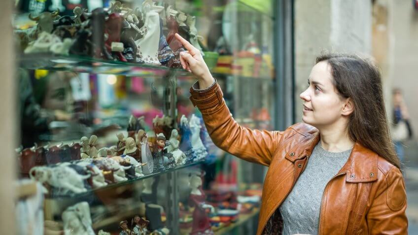 Forgetting to Budget for Souvenirs