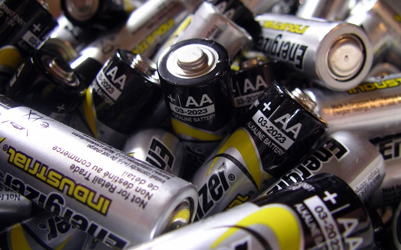 Walmart_batteries.jpg