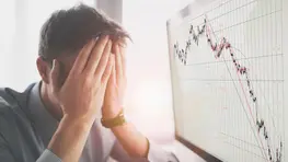 Here’s Why You Shouldn’t Time the Market, According to Humphrey Yang