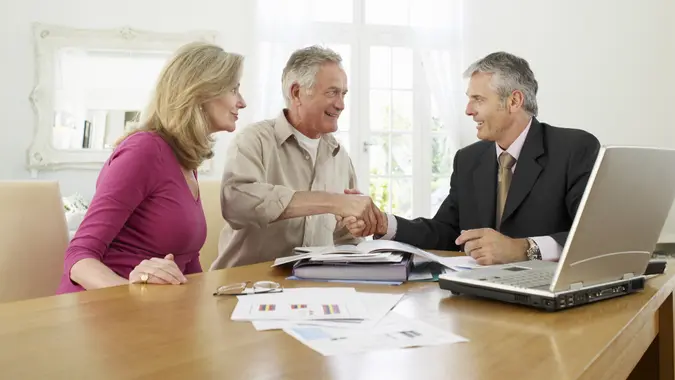 Meeting With a Financial Planner for Retirement Help
