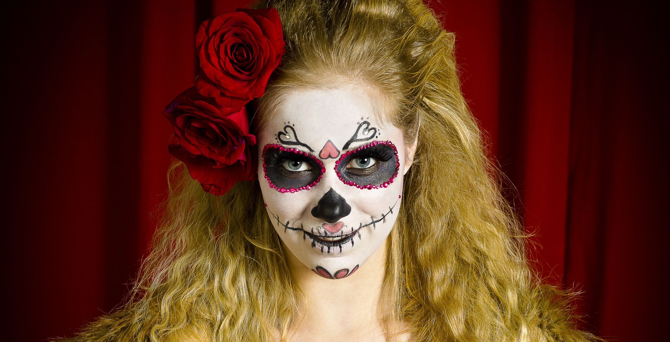  Dia  de  los  Muertos  2022 5 DIY Costume  Ideas  Under 20 