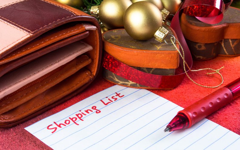 1_-_holiday_shopping.jpg