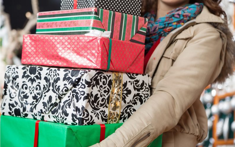 23_-_holiday_shopping_tips.jpg