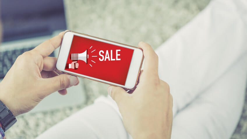 sale alert on smartphone