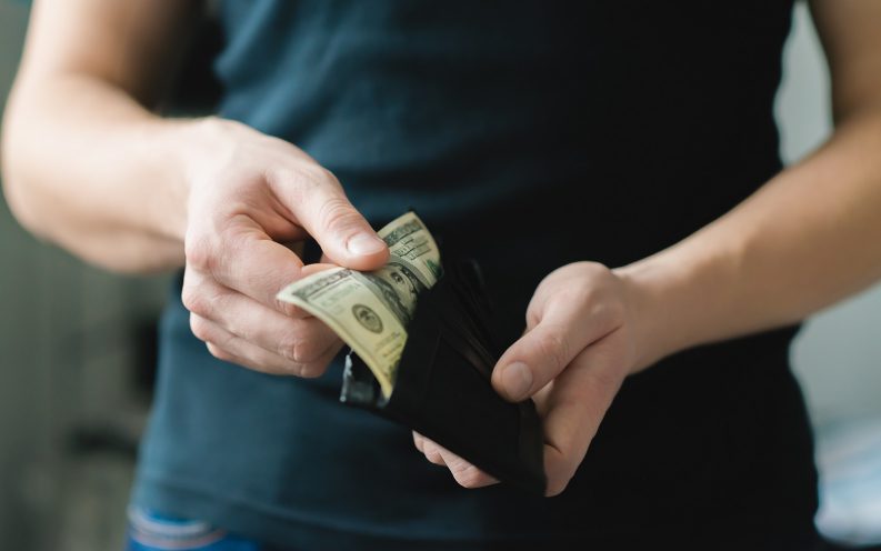 25_-_tips_for_saving_money.jpg