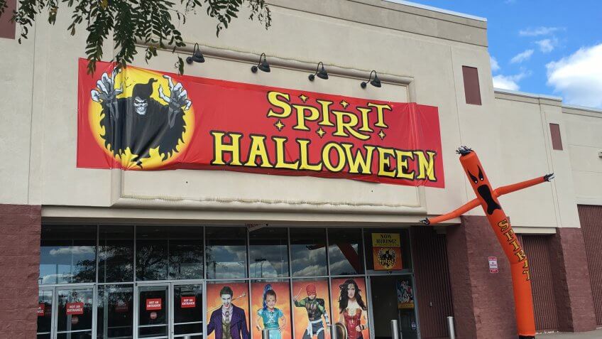 Spirit-Halloween