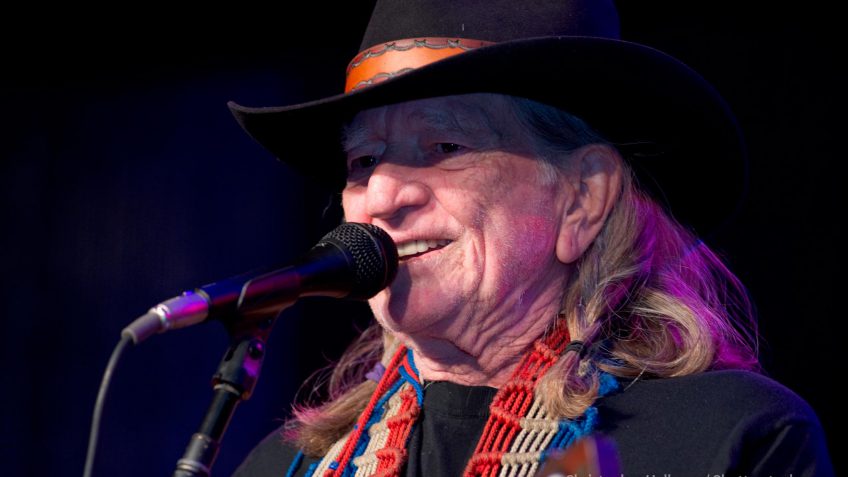 Willie Nelson tax evasion Willie Nelson tax evasion