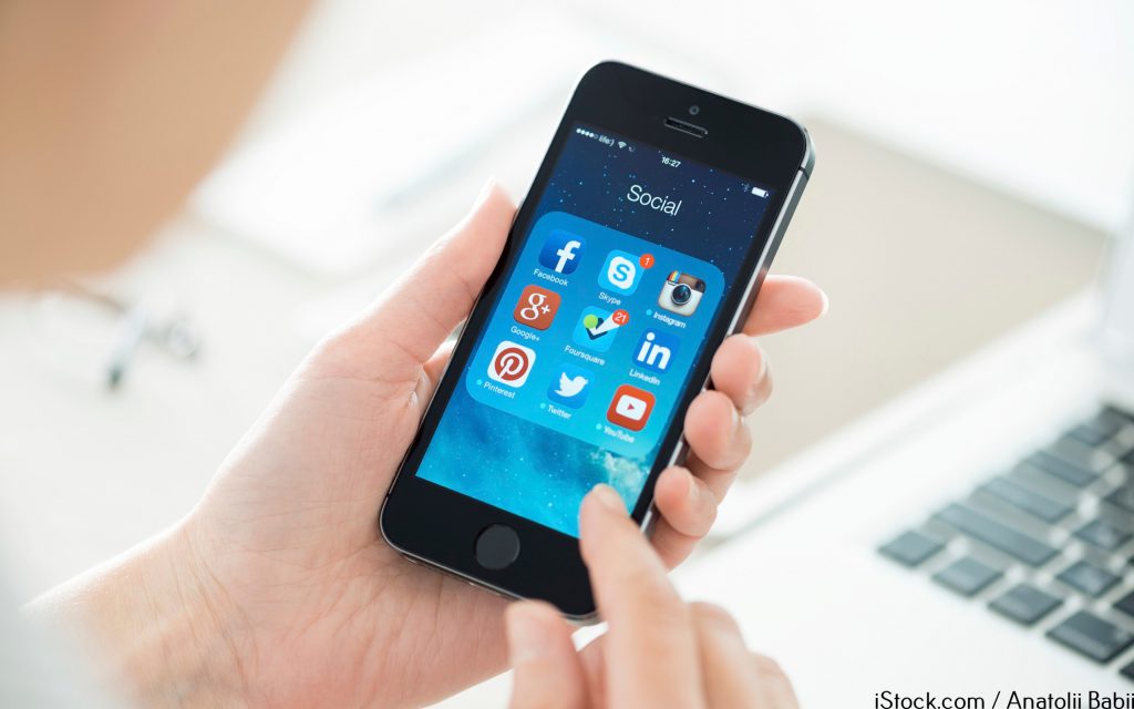 5 Things Hackers Love to See You Share on Social Media 5 Things Hackers Love to See You Share on Social Media