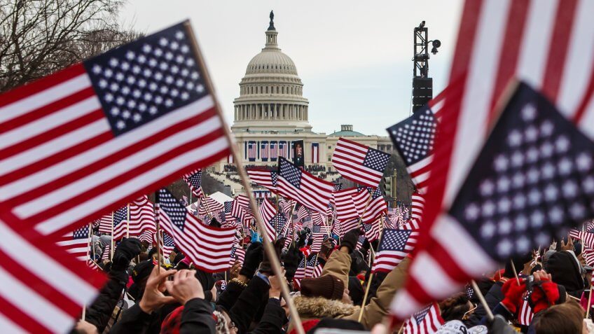 people waving american flags in front of the United States Capitol, Capitol Building United States Congress