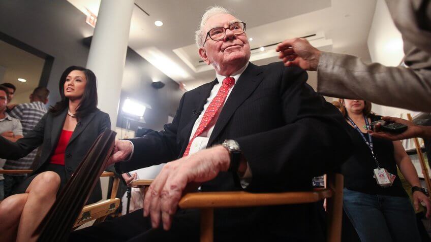 NEW YORK - JUNE 02: Warren Buffett, Chairman and CEO of Berkshire Hathaway, waits to testify before the Financial Crisis Inquiry Commission (FCIC) at The New School June 2, 2010 in New York City.
