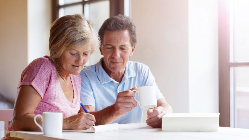 elderly couple planning their reitrement