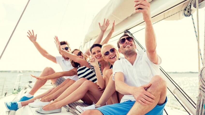 11656, Avoid Lifestyle Inflation, horizontal people