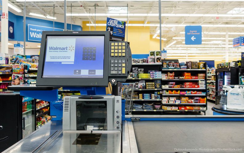 Cashier_shutterstock_338238806.jpg