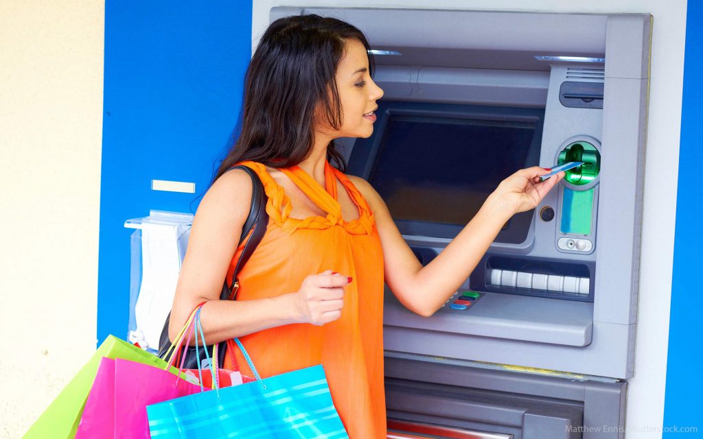 Survey Finds Overspending Is Killing Your Relationship Survey Finds Overspending Is Killing Your Relationship