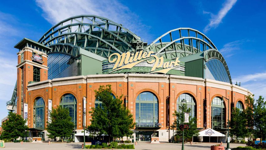 Milwaukee Brewers game Milwaukee Brewers game