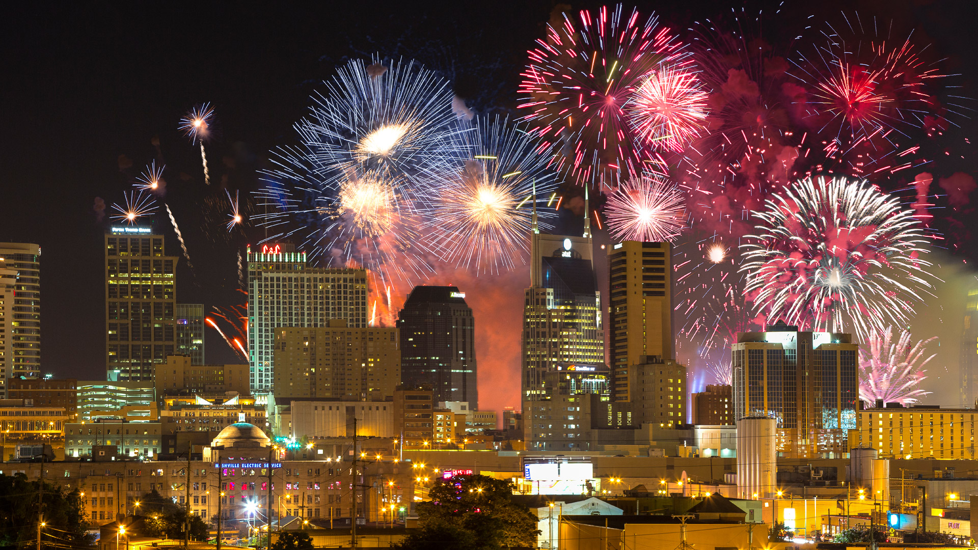 The 23 Most Outrageous Fireworks Displays in America — and How To See