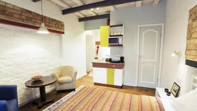 Get a Room With a Kitchenette Get a Room With a Kitchenette