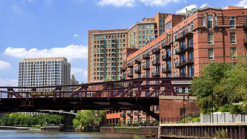 11825, Apartments, BUILDING, Building-Type, Chicago - Illinois, Cities, Here's What an Average Apartment Costs in 50 US Cities, House, States, US, USA, america