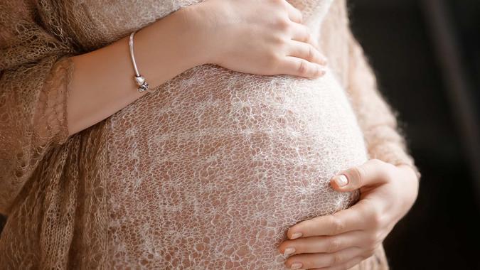 32. Rent Maternity Clothing