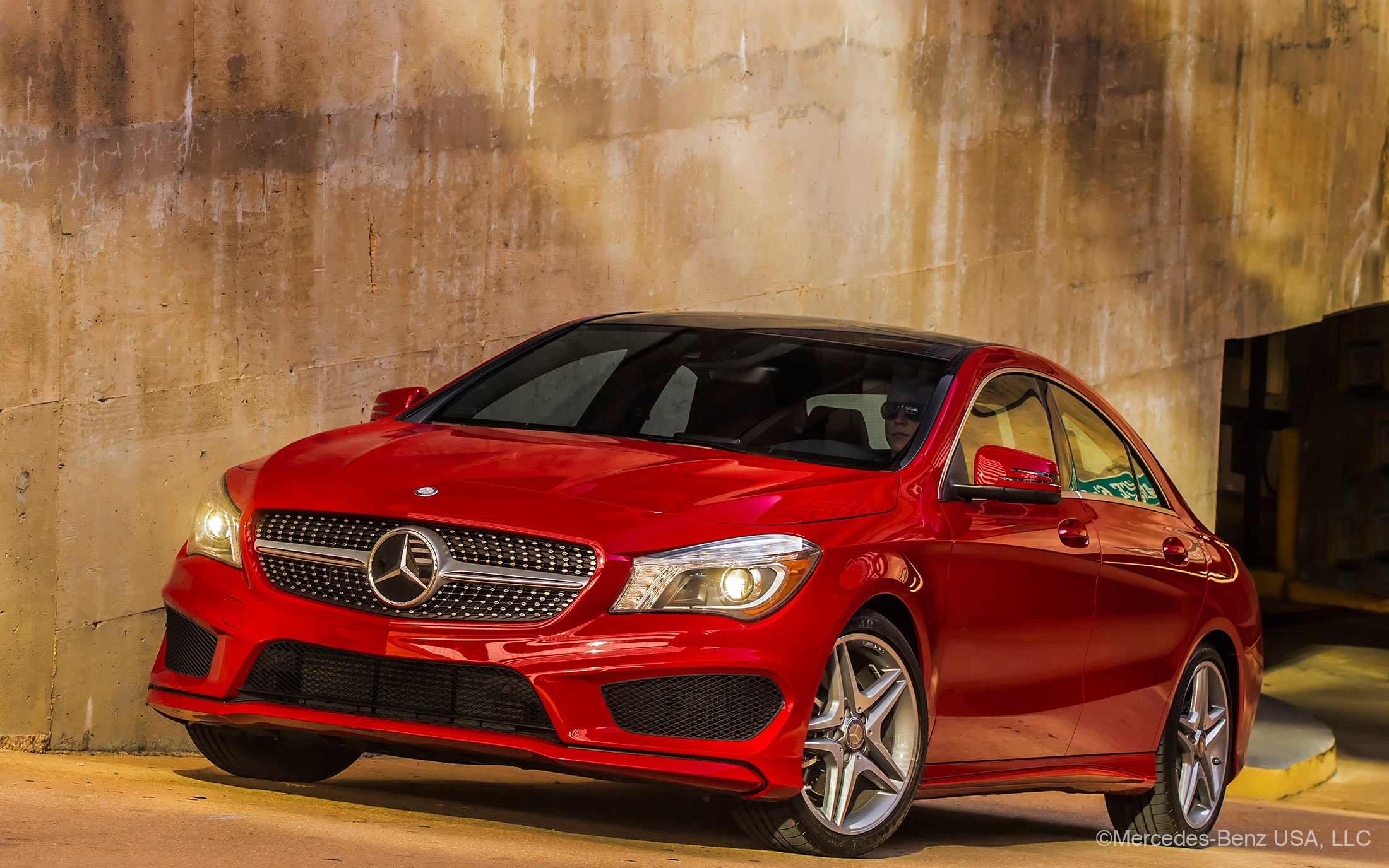 20 Luxury Cars With the Best Gas Mileage – GOBanking