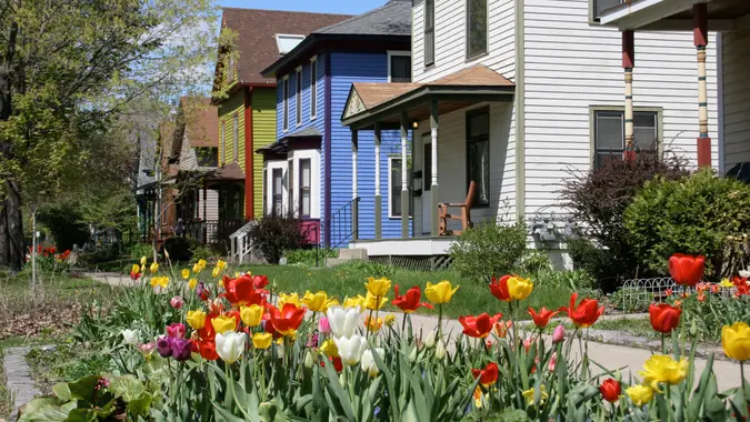 Spring Tulips decorate Milwaukee AvenuePlease CLICK on Lightbox Button Below to see more  images of HOMES OLD AND NEW.
