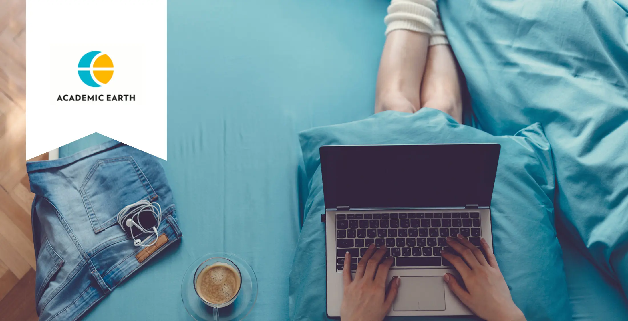 laptop bed coffee working