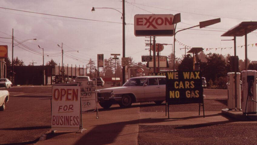 Gas