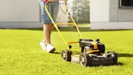 4 Side Gigs That Don’t Make Sense in This Tough Economy