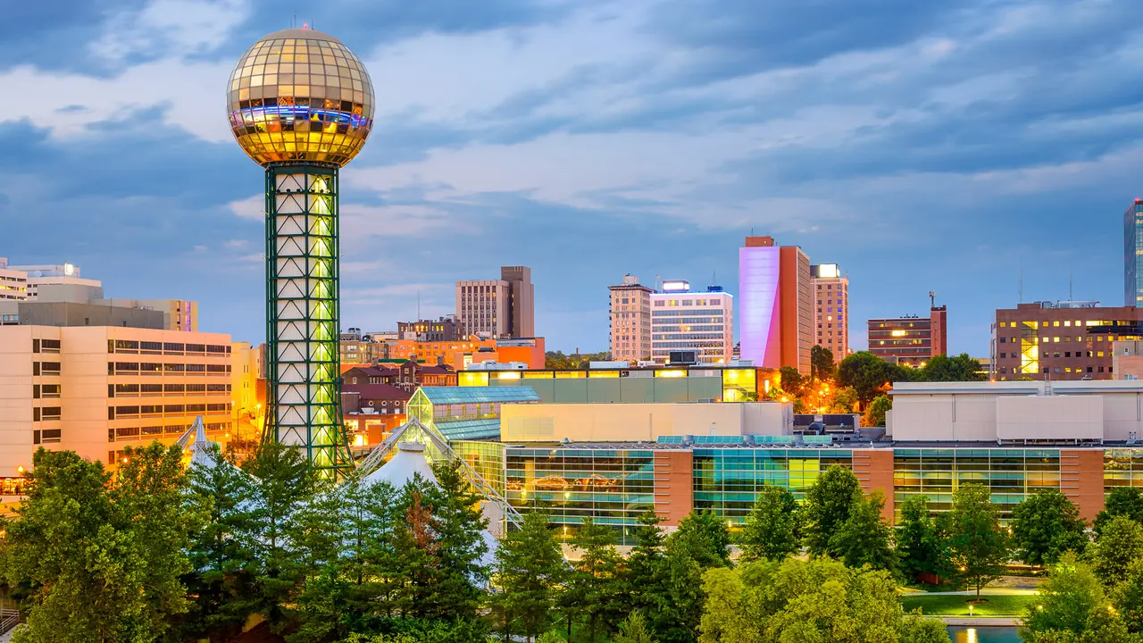 Knoxville, Tennessee, USA city skyline at World's fair Park.