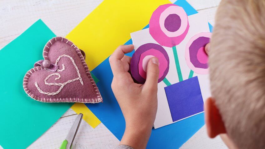 kids making handmade card