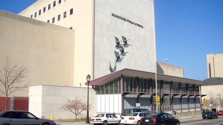 Milwaukee-Public-Museum