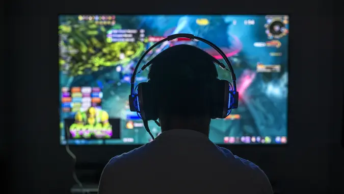 How to Become a Twitch Streamer