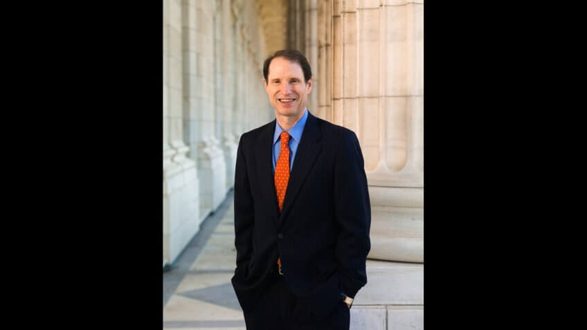 Wyden-0702508-18401- 0010.