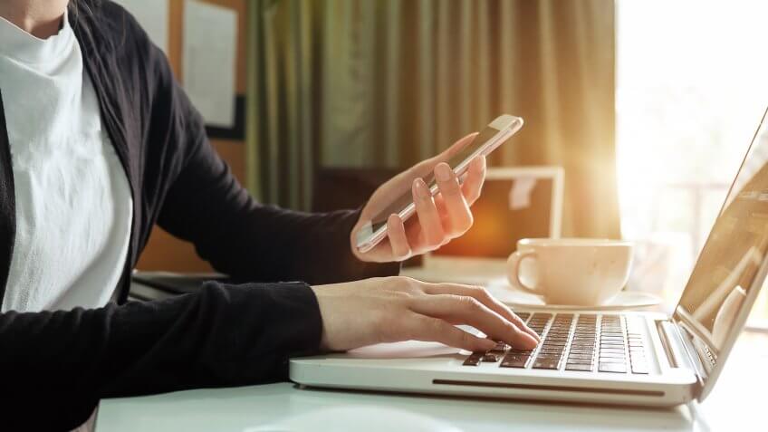 5 Technology and Mobile Discounts for Veterans