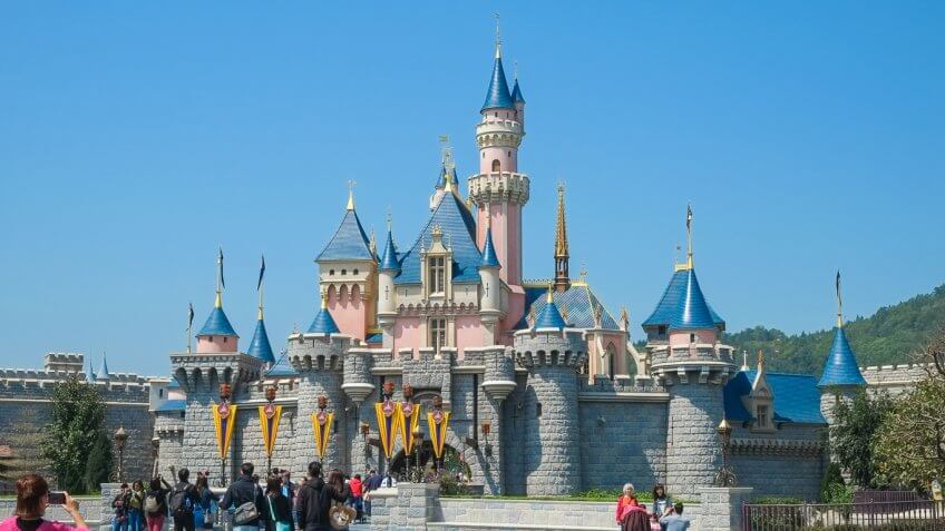 Theme Park Attractions That Are Totally Worth the Money