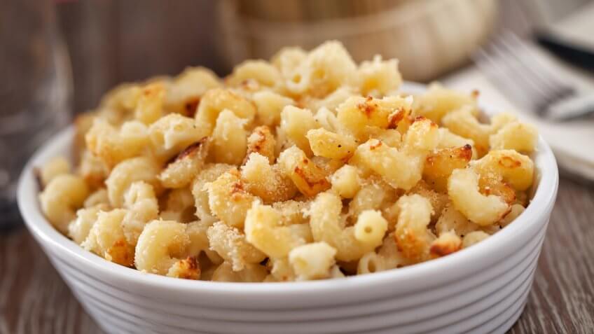 macaroni and cheese in a bowl
