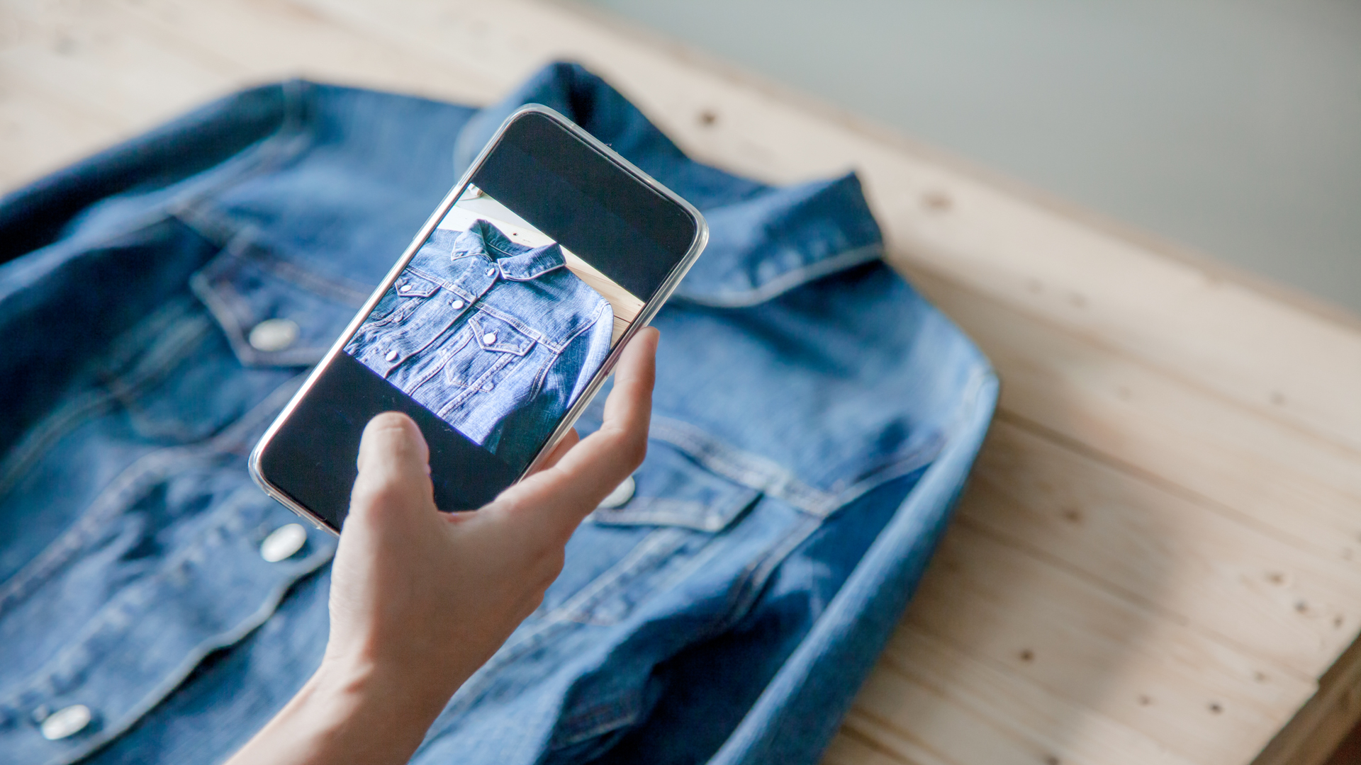 10 Best Apps and Sites To Sell Clothes Online