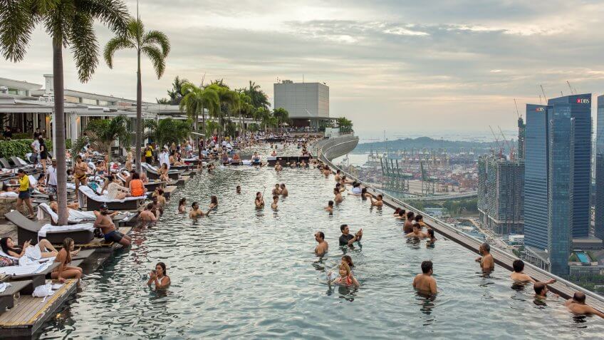 Singapore Marina Bay Sands Skypark infinity pool