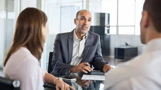 6 Biggest Mistakes To Avoid When Hiring a Financial Advisor 6 Biggest Mistakes To Avoid When Hiring a Financial Advisor